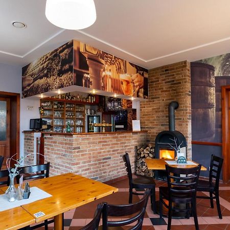 Hotel U Berounky Srbsko Zewnętrze zdjęcie