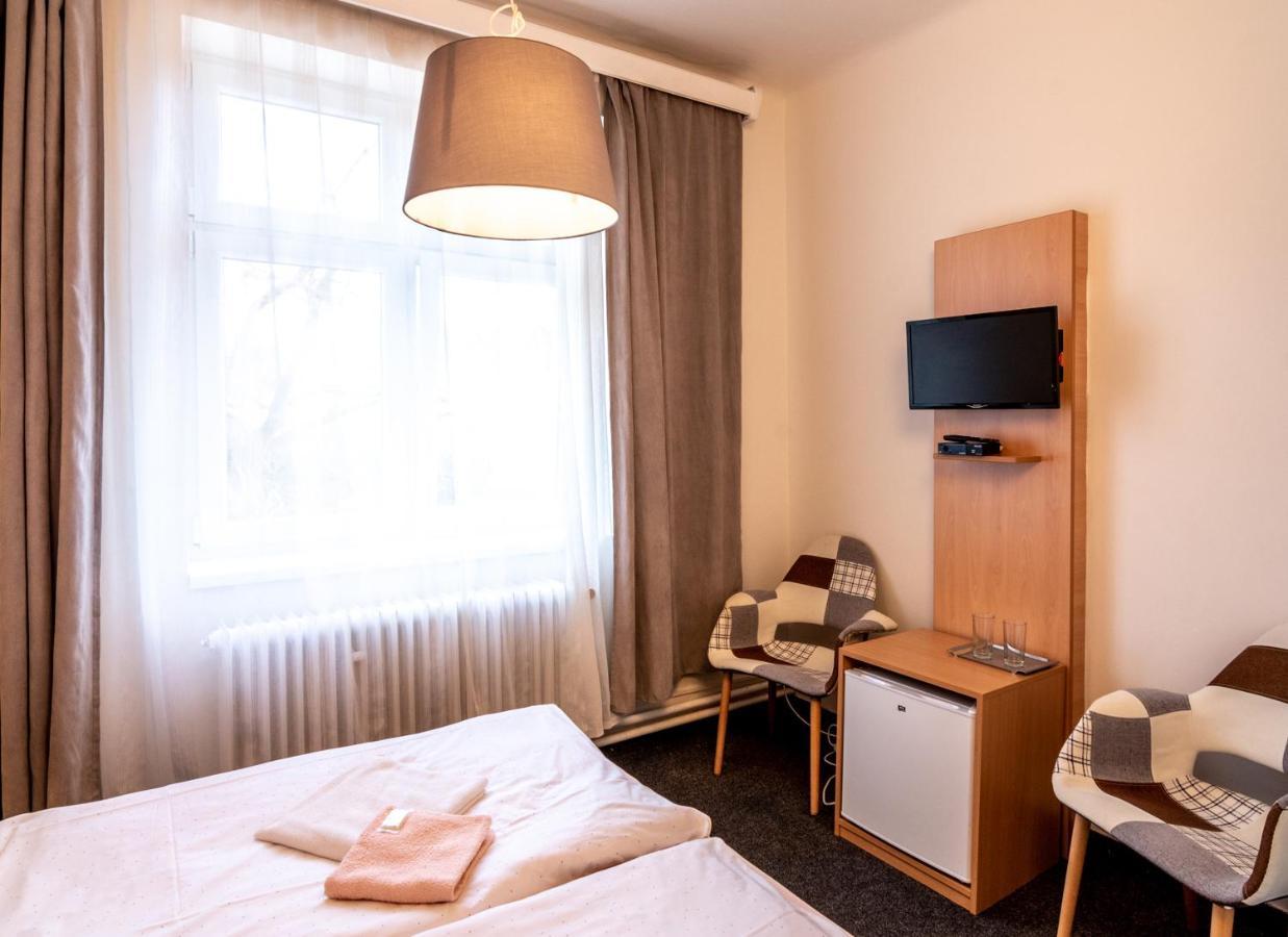 Hotel U Berounky Srbsko Zewnętrze zdjęcie